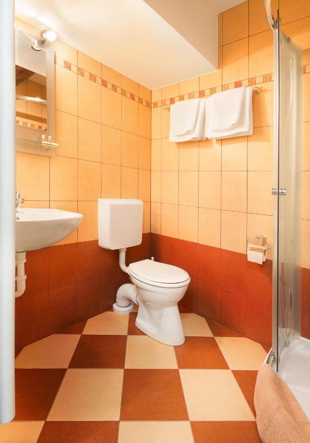 Rubra Panzio Bed & Breakfast Vác Dış mekan fotoğraf