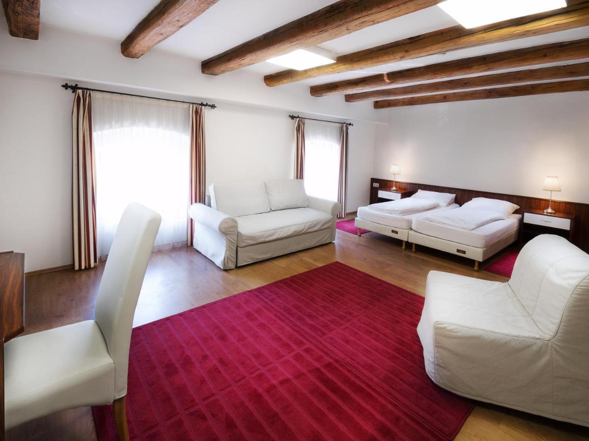 Rubra Panzio Bed & Breakfast Vác Dış mekan fotoğraf